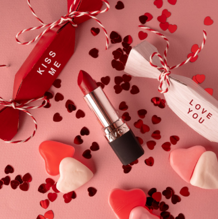 Avon True Delicate Matte Lippenstifte